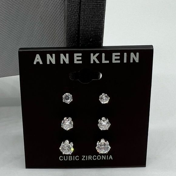 Anne Klein Stud Earrings - Picture 1 of 3